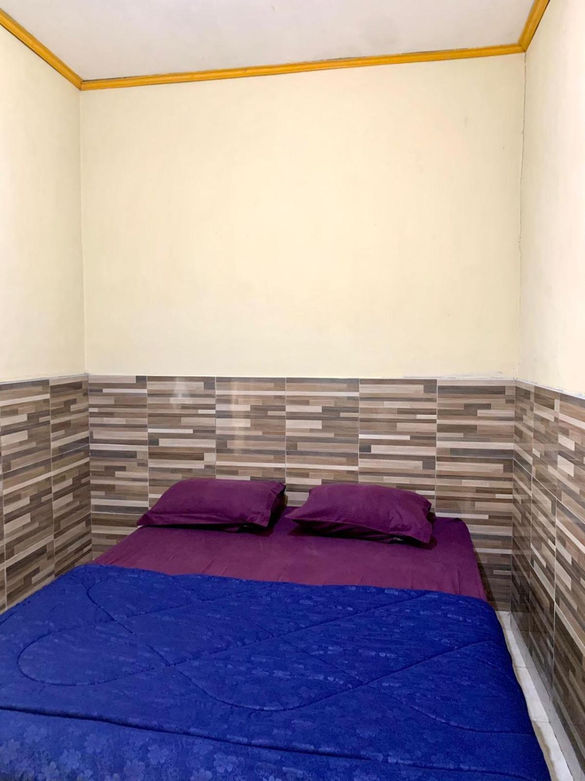 Penginapan Sedap Malam Lovina Exterior foto